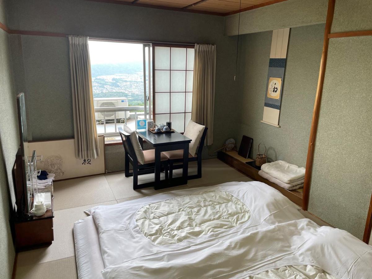 Shiroyama Ryokan Ikoma Exteriör bild