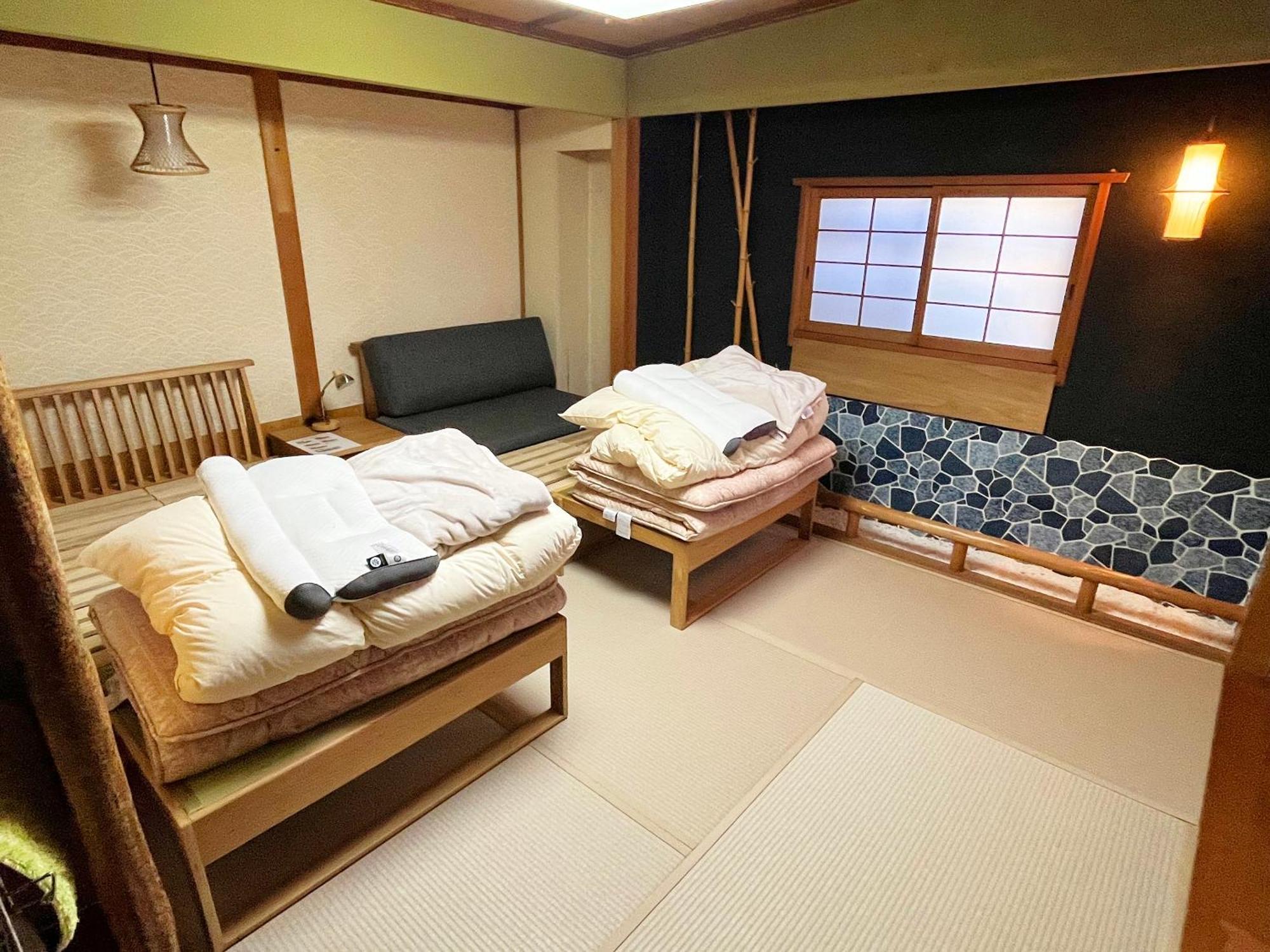 Shiroyama Ryokan Ikoma Exteriör bild