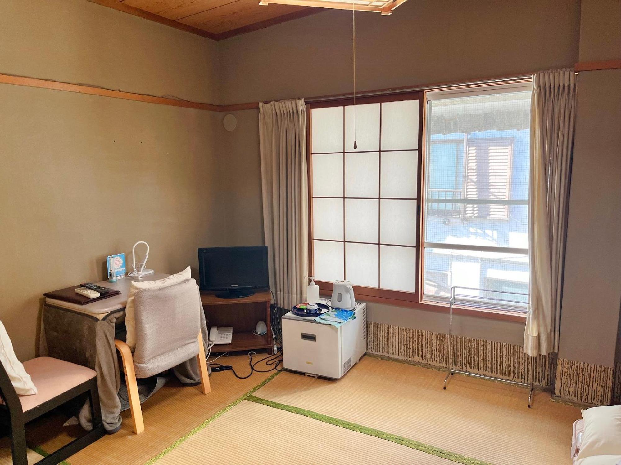 Shiroyama Ryokan Ikoma Exteriör bild