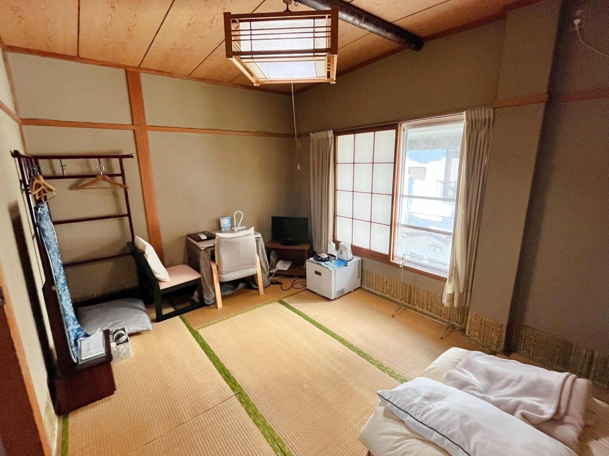 Shiroyama Ryokan Ikoma Exteriör bild