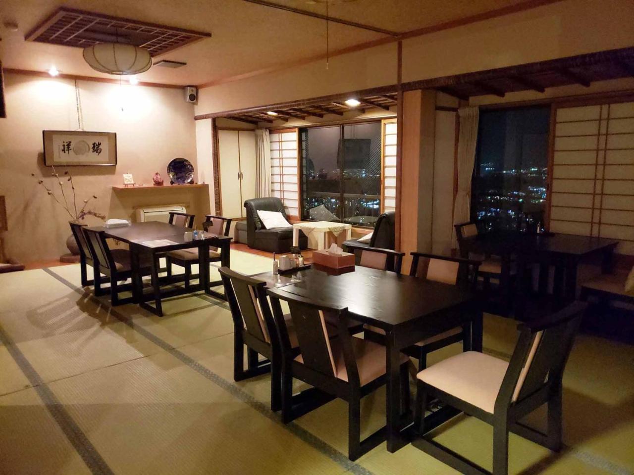 Shiroyama Ryokan Ikoma Exteriör bild